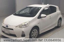 toyota aqua 2013 -TOYOTA 【静岡 532ﾘ 25】--AQUA DAA-NHP10--NHP10-6181012---TOYOTA 【静岡 532ﾘ 25】--AQUA DAA-NHP10--NHP10-6181012-