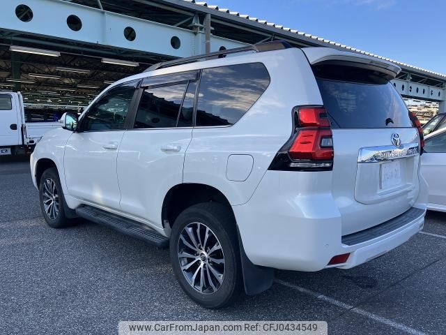 toyota land-cruiser-prado 2018 quick_quick_LDA-GDJ150W_GDJ150-0035078 image 2