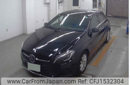 mercedes-benz a-class 2017 CFJ1532304