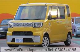 toyota pixis-mega 2015 CFJ0544195