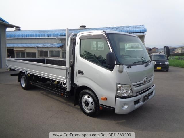 toyota toyoace 2013 CFJ1369209 image 2