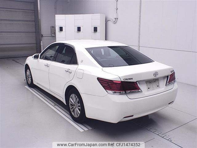 toyota crown 2014 CFJ1474352 image 2