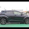 toyota c-hr 2017 quick_quick_DAA-ZYX10_ZYX10-2003784 image 9