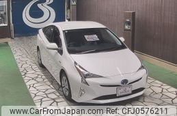 toyota prius 2017 -TOYOTA--Prius ZVW51-6056957---TOYOTA--Prius ZVW51-6056957-