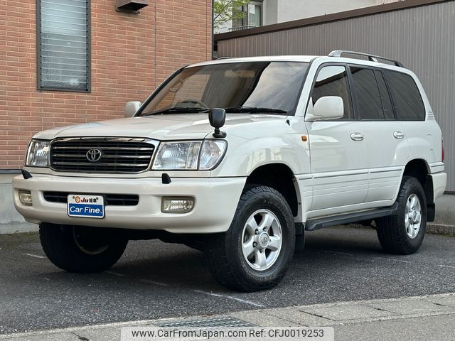 toyota land-cruiser-100 1999 b3ad513c98eb606c2e956d6b7eb63424 image 1