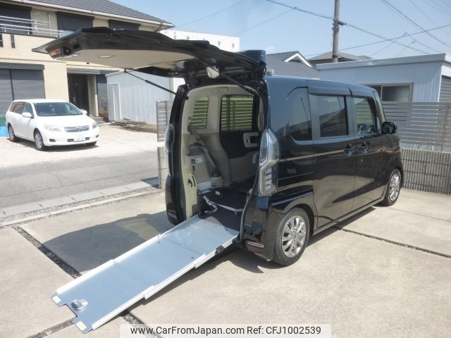 honda n-box 2018 -HONDA--N BOX DBA-JF3--JF3-8001122---HONDA--N BOX DBA-JF3--JF3-8001122- image 1