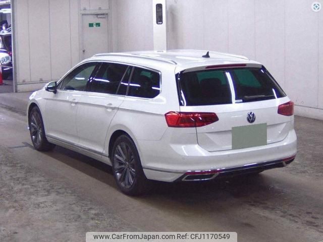 volkswagen passat-variant 2021 quick_quick_3DA-3CDFH_WVWZZZ3CEME080565 image 2