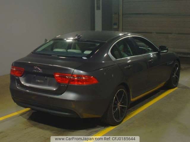 jaguar xe 2015 -JAGUAR--Jaguar XE CBA-JA2GA--SAJAB4AGXGA903036---JAGUAR--Jaguar XE CBA-JA2GA--SAJAB4AGXGA903036- image 2