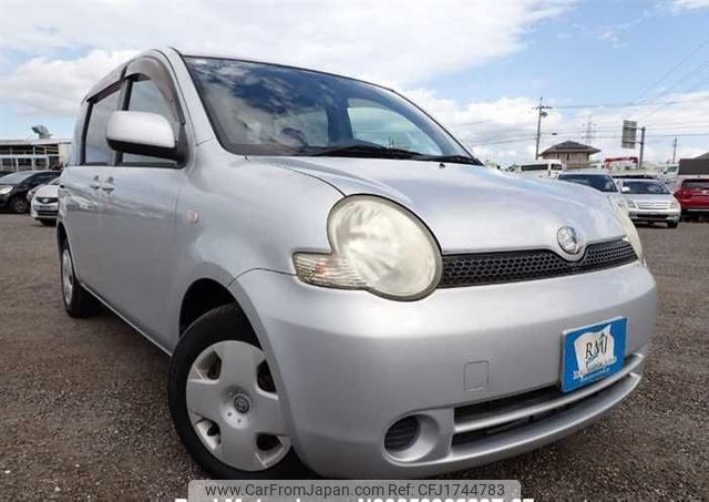 toyota sienta 2005 CFJ1744783 image 1