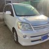 toyota noah 2005 -TOYOTA--Noah CBA-AZR60G--AZR60-0392979---TOYOTA--Noah CBA-AZR60G--AZR60-0392979- image 1