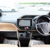 toyota noah 2017 -TOYOTA--Noah DBA-ZRR80G--ZRR80-0331733---TOYOTA--Noah DBA-ZRR80G--ZRR80-0331733- image 16