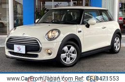 mini mini-others 2015 quick_quick_DBA-XM12_WMWXN720X02A26924