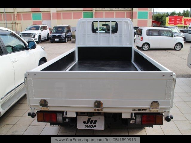 isuzu elf-truck 2022 CFJ1599913 image 2