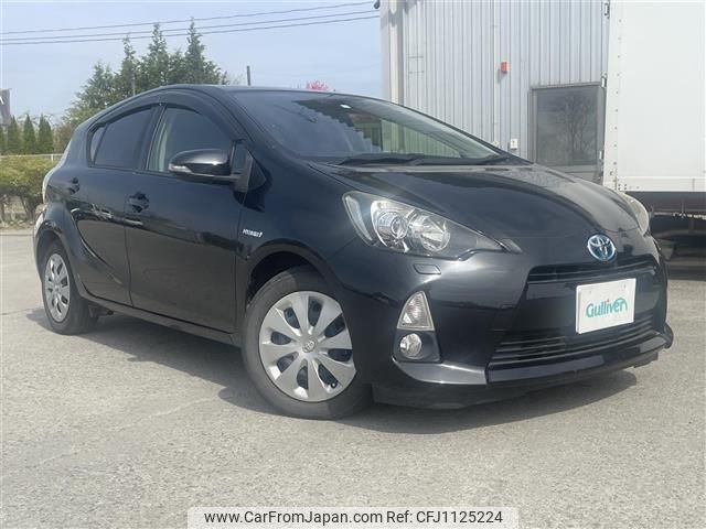 toyota aqua 2014 -TOYOTA--AQUA DAA-NHP10--NHP10-2313946---TOYOTA--AQUA DAA-NHP10--NHP10-2313946- image 1