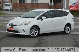 toyota prius-α 2012 CFJ1766074