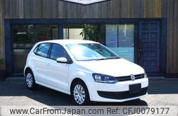 volkswagen polo 2013 GOO_JP_700080044130240805002