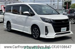 toyota noah 2017 -TOYOTA--Noah DBA-ZRR80W--ZRR80-0380951---TOYOTA--Noah DBA-ZRR80W--ZRR80-0380951-