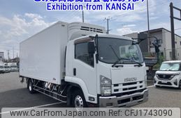 isuzu forward 2013 CFJ1743090