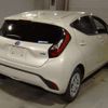 toyota aqua 2022 -TOYOTA--AQUA 6AA-MXPK11--MXPK11-2061840---TOYOTA--AQUA 6AA-MXPK11--MXPK11-2061840- image 2