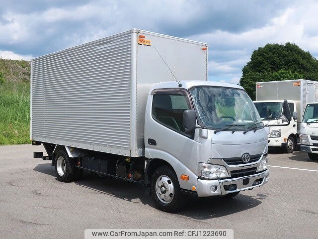 toyota dyna-truck 2017 -TOYOTA--Dyna TKG-XZU655--XZU655-0006981---TOYOTA--Dyna TKG-XZU655--XZU655-0006981- image 2