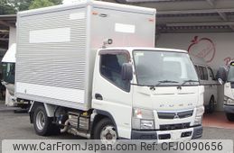 mitsubishi-fuso canter 2017 24431606