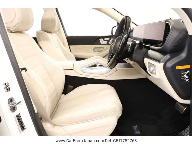 mercedes-benz gls-class 2024 CFJ1752768 image 2