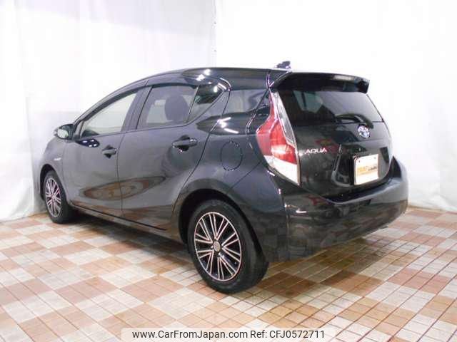 toyota aqua 2016 -TOYOTA--AQUA NHP10--6508868---TOYOTA--AQUA NHP10--6508868- image 2