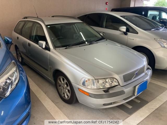 volvo v40 2000 CFJ1754242 image 2