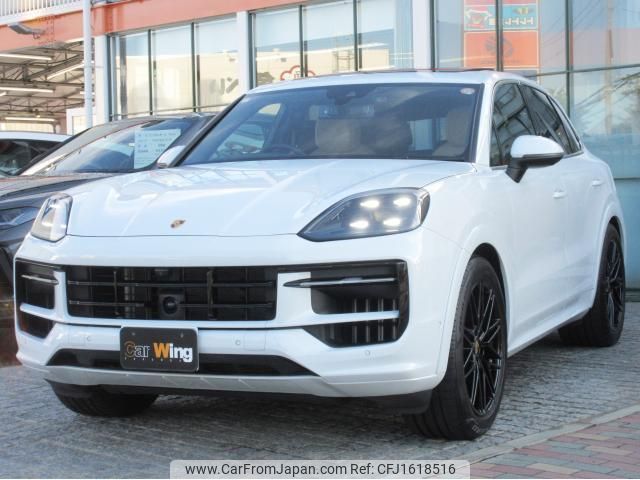 porsche cayenne 2024 CFJ1618516 image 1
