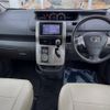 toyota voxy 2010 quick_quick_ZRR70W_ZRR70-0298680 image 2