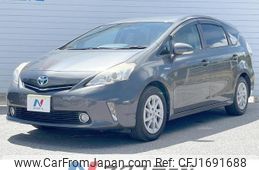 toyota prius-α 2012 CFJ1691688