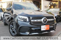 mercedes-benz glb-class 2023 quick_quick_247613M_W1N2476132W327870