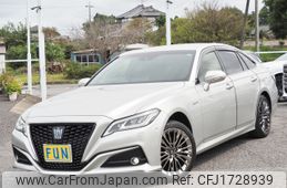 toyota crown 2019 CFJ1728939