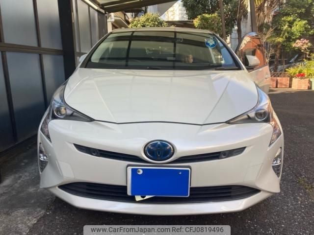 toyota prius 2017 -TOYOTA--Prius DAA-ZVW50--ZVW50-8063001---TOYOTA--Prius DAA-ZVW50--ZVW50-8063001- image 1