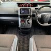 toyota voxy 2013 -TOYOTA--Voxy DBA-ZRR70W--ZRR70-0555523---TOYOTA--Voxy DBA-ZRR70W--ZRR70-0555523- image 3