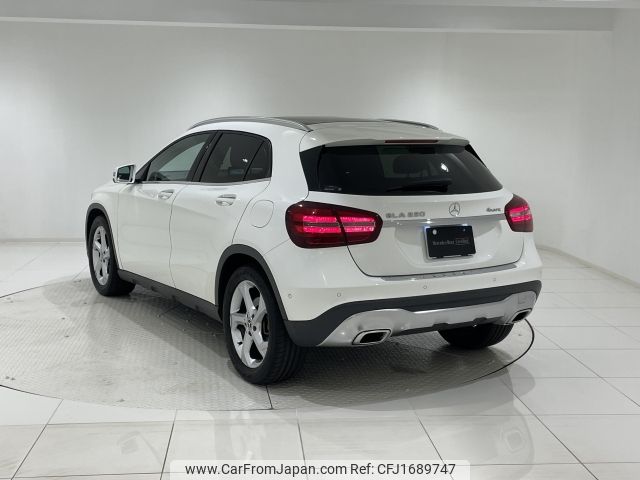 mercedes-benz gla-class 2019 CFJ1689747 image 2
