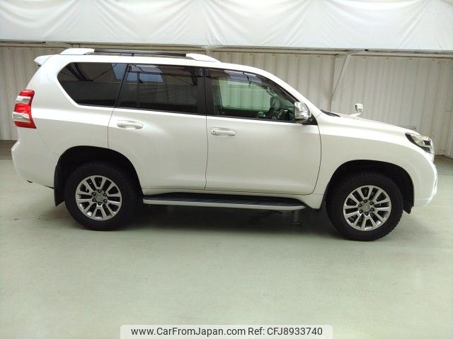 toyota land-cruiser-prado 2017 ENHANCEAUTO_1_ea273312 image 2