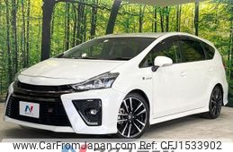 toyota prius-α 2017 CFJ1533902