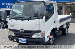 hino dutro 2012 CFJ1702932