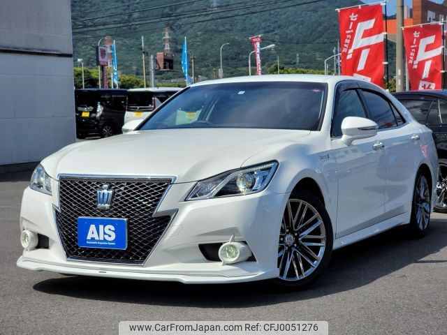2014 Toyota Crown DAA-AWS210 2WD - Car Price $14,815
