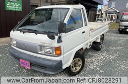 toyota-townace-truck-1997-8186-car_ed926ca8-97be-4d7a-b7d6-ef9f944e94be