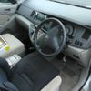 toyota isis 2005 TE1605 image 2