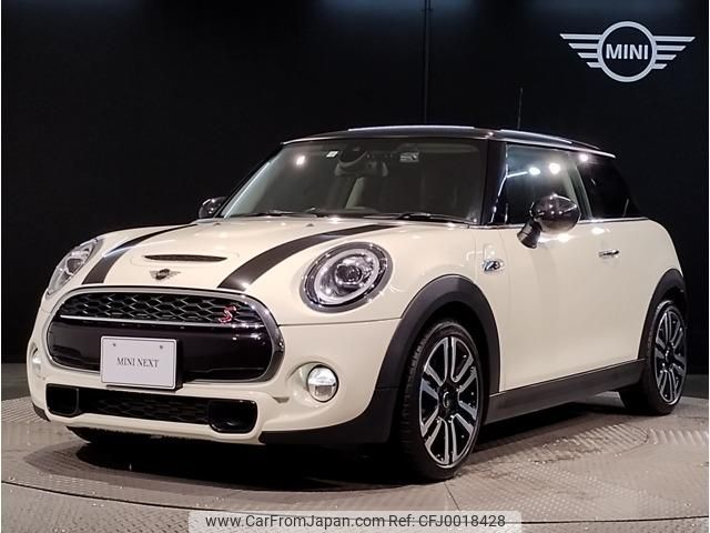 mini mini-others 2018 quick_quick_CBA-XR20M_WMWXR52080TM81657 image 1