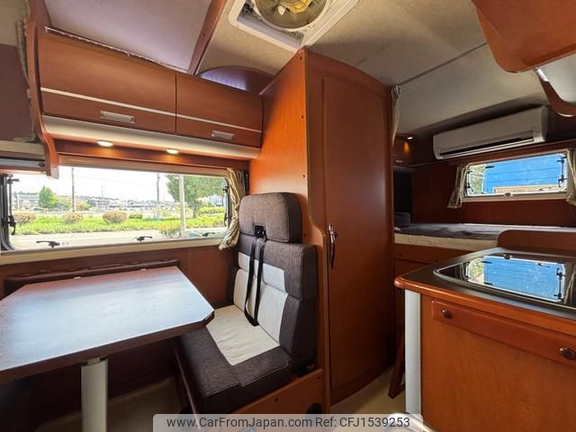 toyota camroad 2016 CFJ1539253 image 2
