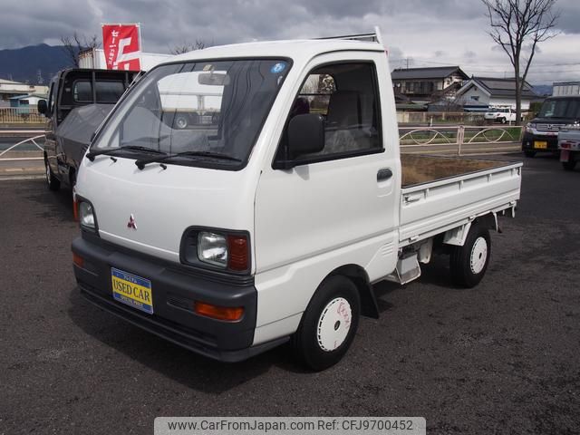 mitsubishi minicab-truck 1995 ba38027f6019467b0d78a69f7ce39b9b image 1