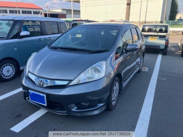 honda fit-shuttle 2013 CFJ1730029 image 1