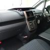 toyota noah 2010 ENHANCEAUTO_1_ea292802 image 19