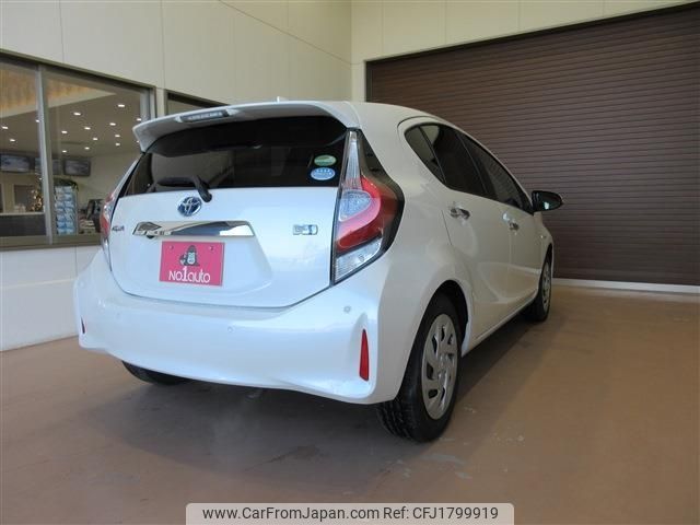 toyota aqua 2019 CFJ1799919 image 2
