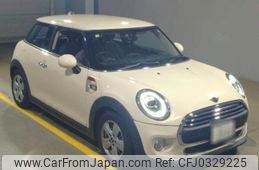 mini mini-others 2018 quick_quick_DBA-XR15M_WMWXR120X0TE87245