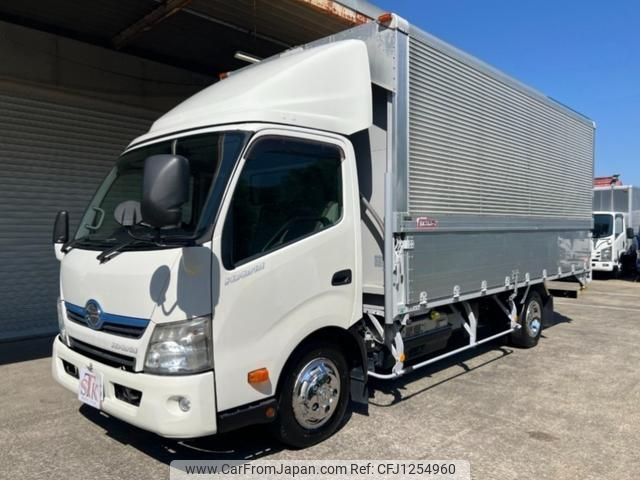 hino dutro 2012 GOO_NET_EXCHANGE_0700928A30250605W001 image 1
